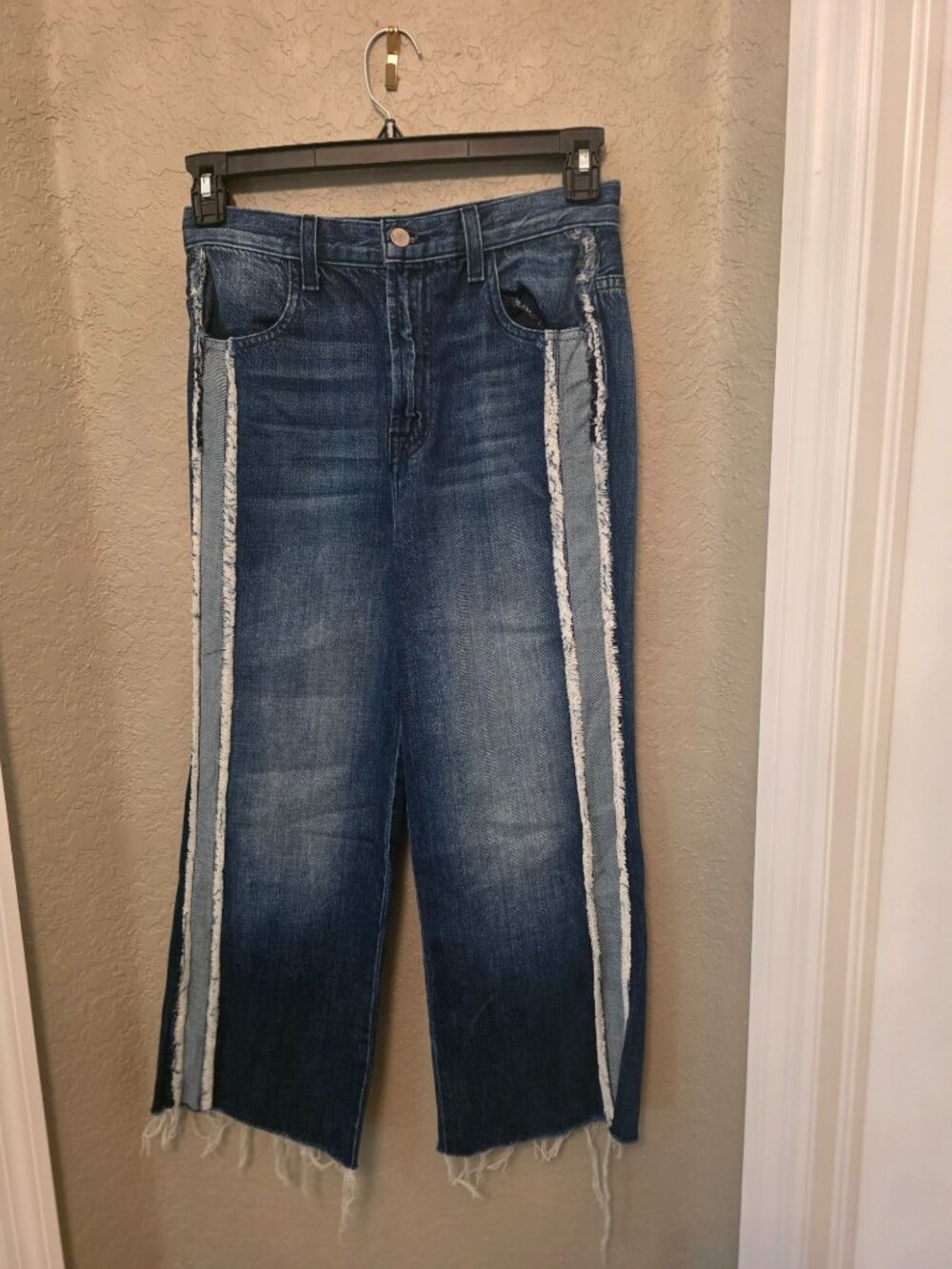 J Brand Joan Crop High Rise Ribbon Accent Jeans size 27 Frayed Hems